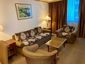 Maharaja Oriental Suite Makati